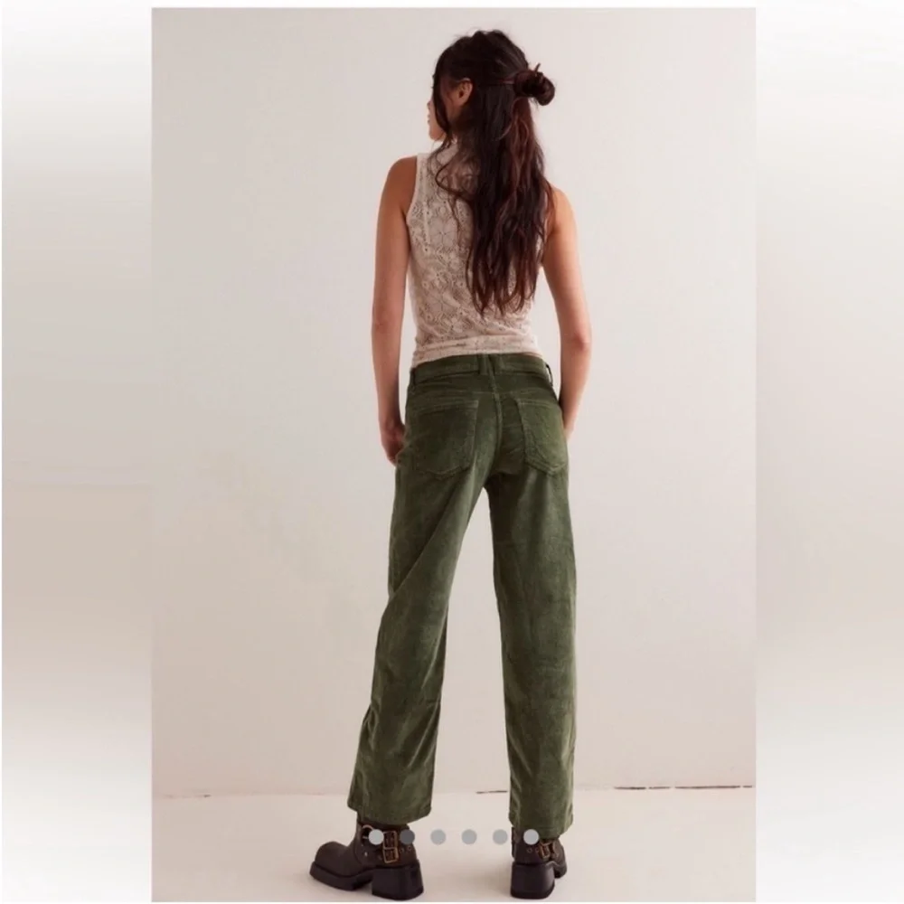 ▪️NWT Free People Risk Taker Mid Rise Cord Straight Pants